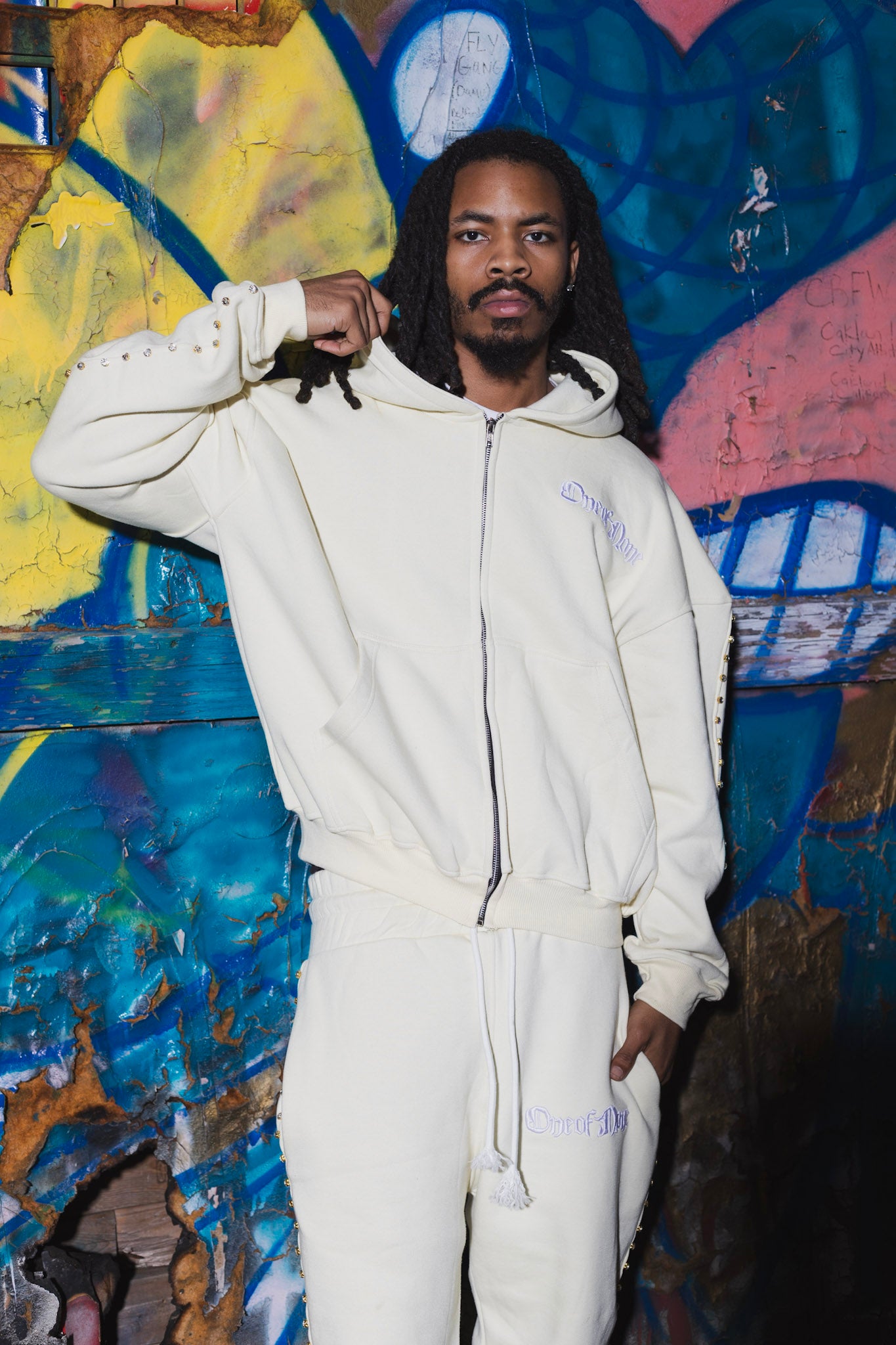 Off White Gemstone Set